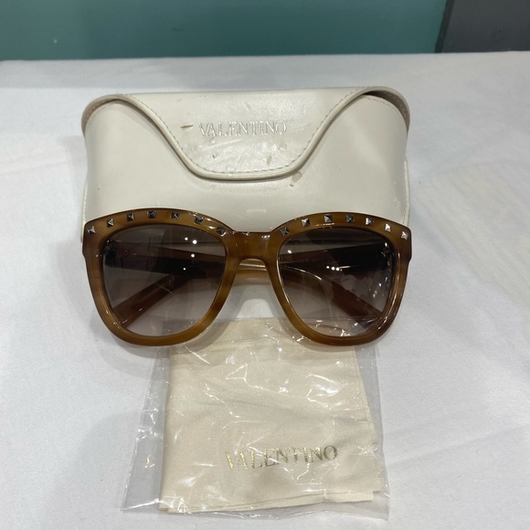 Valentino sunglasses - Picture 7 of 8